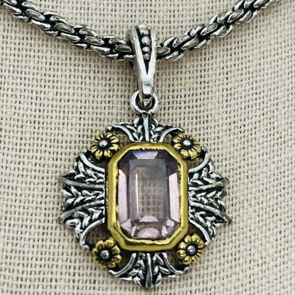 1928 Emerald Cut Faceted Faux Stone Filigree Floral Pendant with Chain Necklace - Picture 2 of 8